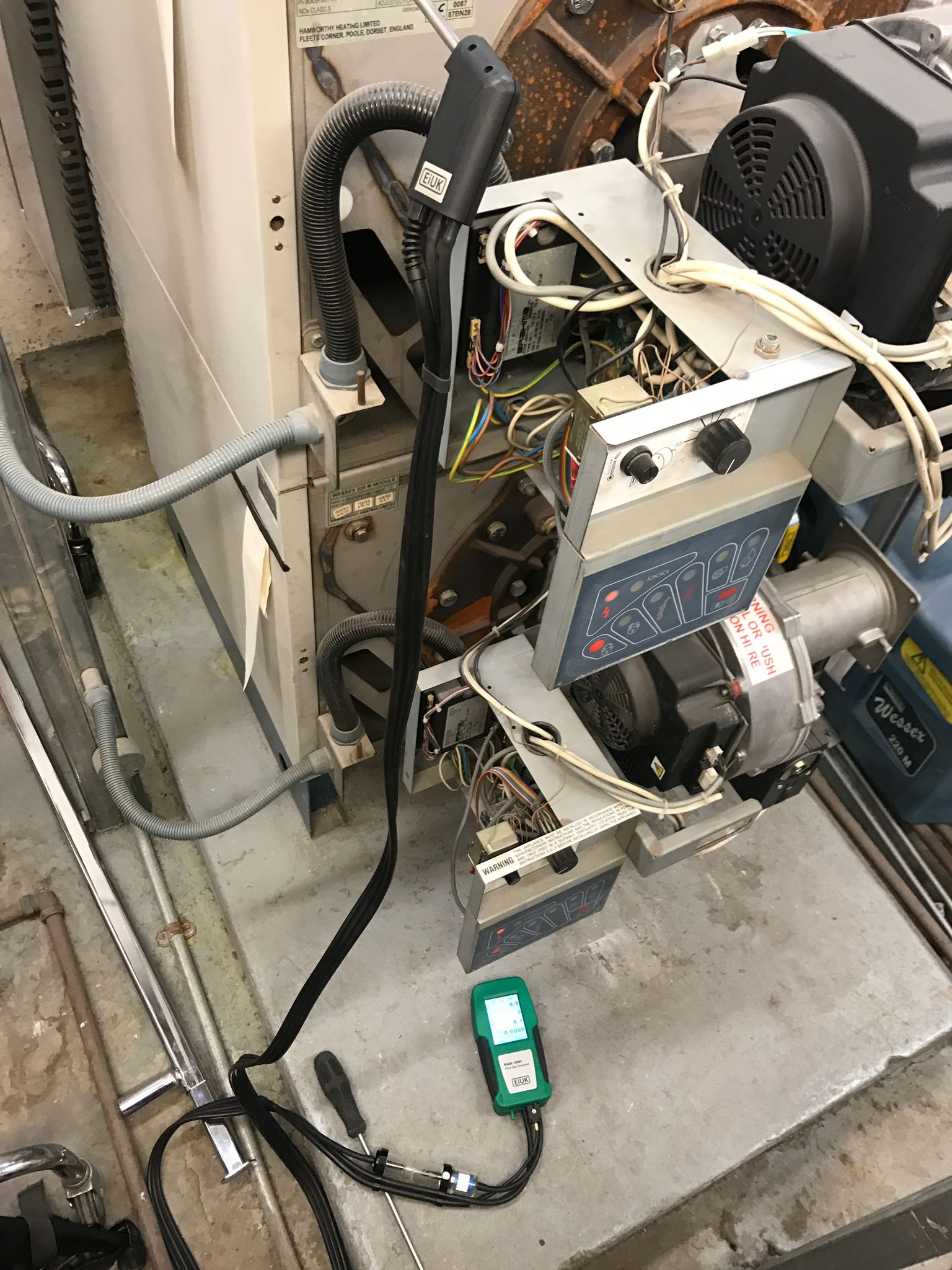 gas safe registered engineer near me South Norwood, SE25